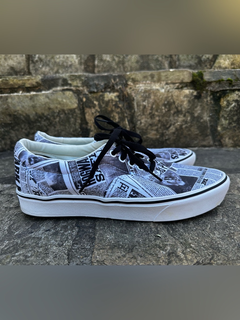 Vans X Harry Potter - Daily Prophet Newspaper Comfycush Era Men’s Shoes
